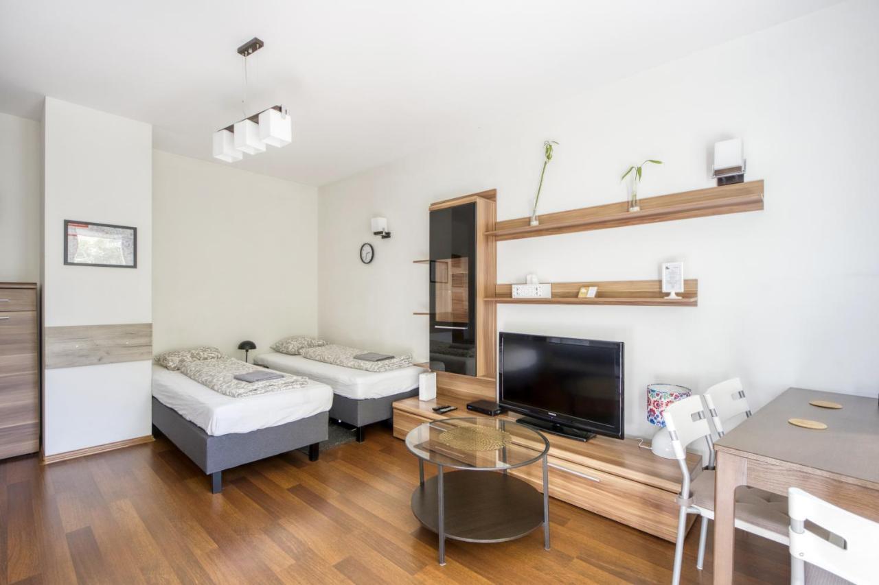 Labo Apartment Towarowa Kercelak وارسو المظهر الخارجي الصورة